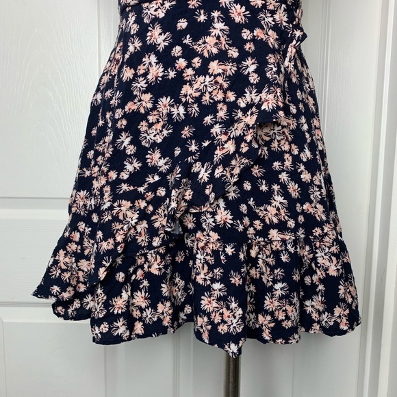 NWT Aeropostale Floral Mini Dress Sz XS - Picture 6 of 7
